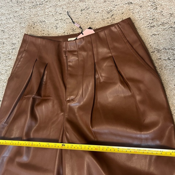 NOT FOR SALE  Les Filles wide leg pleated vegan leather pants NWT size M - Picture 10 of 16
